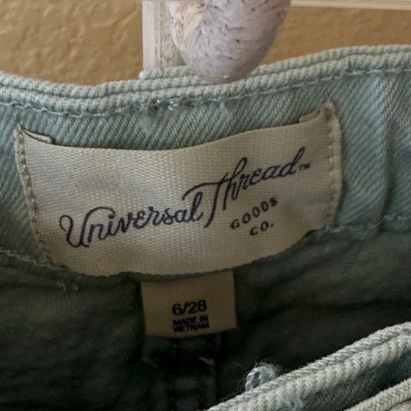 Universal Thread Mint Green Women's Midi Denim Shorts - Picture 5 of 5